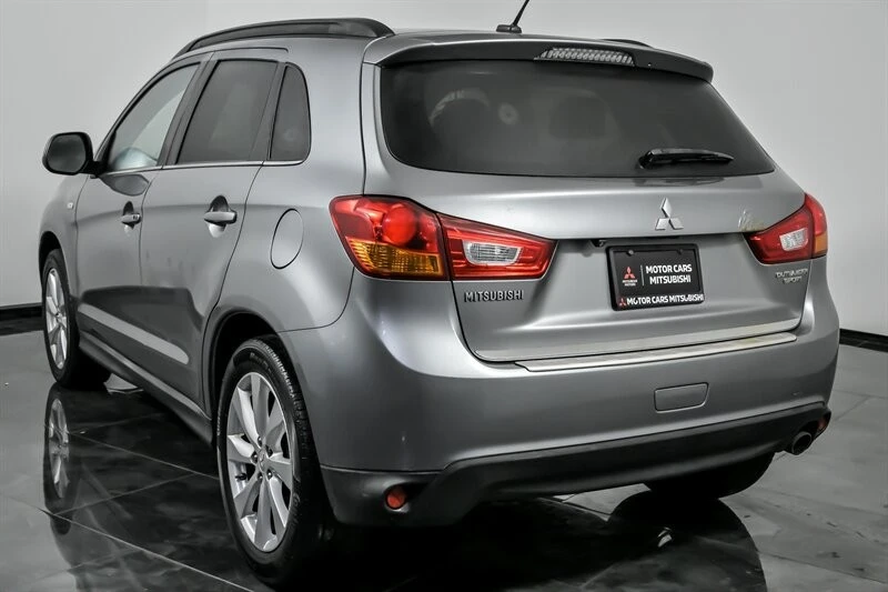 2014 Mitsubishi Outlander Sport - Image 9 of 12