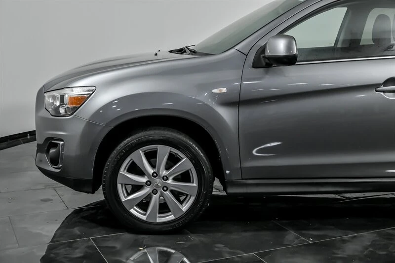 2014 Mitsubishi Outlander Sport - Image 6 of 12
