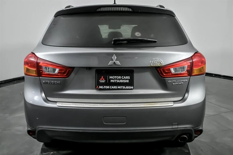 2014 Mitsubishi Outlander Sport - Image 10 of 12