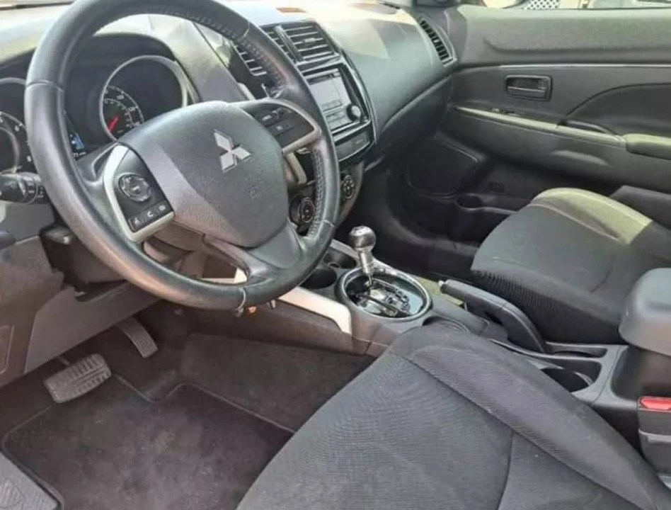 2014 Mitsubishi Outlander Sport - Image 4 of 5