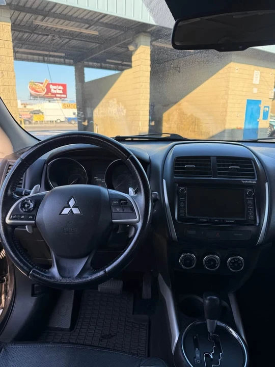 2014 Mitsubishi Outlander Sport - Image 10 of 17