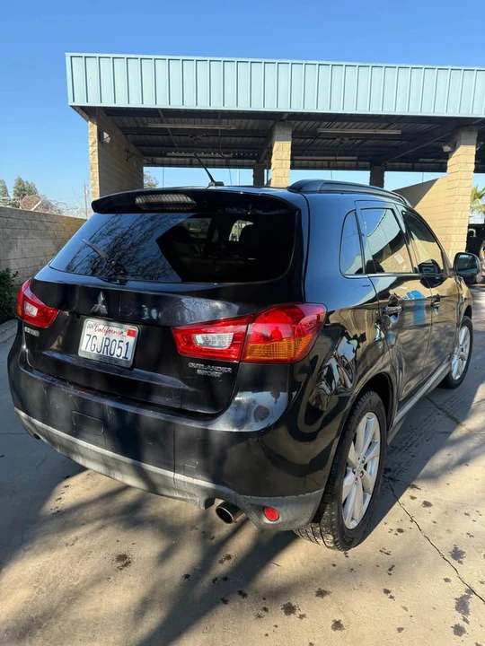 2014 Mitsubishi Outlander Sport - Image 7 of 17