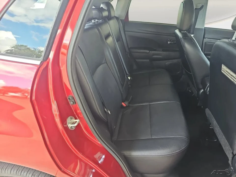 2014 Mitsubishi Outlander Sport - Image 20 of 21