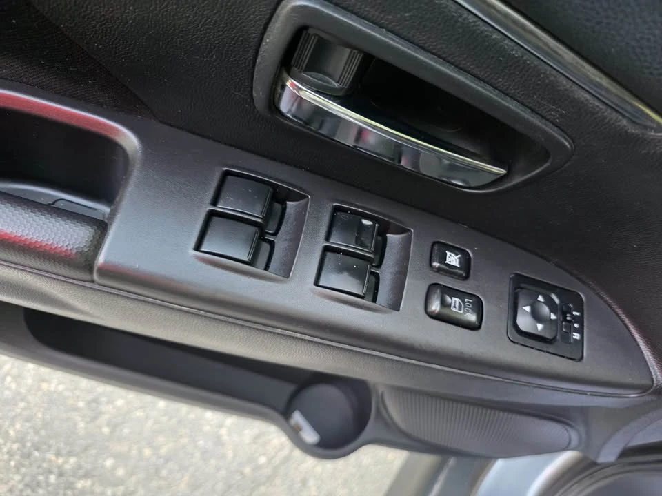 2014 Mitsubishi RVR - Image 15 of 18
