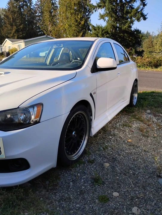 2014 Mitsubishi Lancer 10th Gen - Image 3 of 12