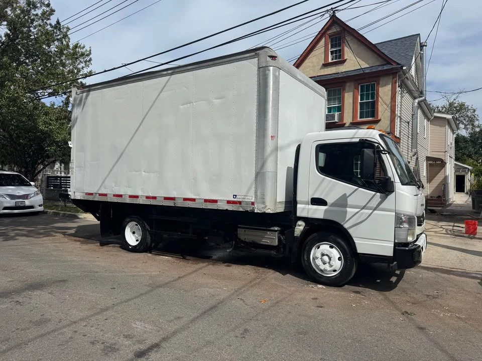 2014 Mitsubishi Fuso Canter 8th Gen - Image 6 of 20