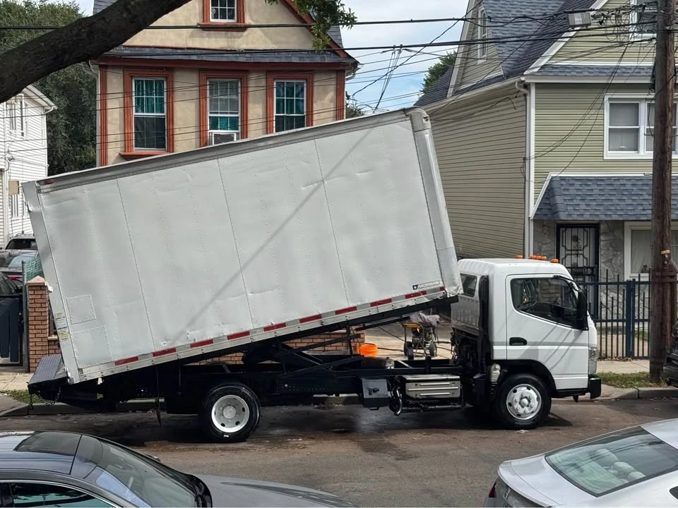 2014 Mitsubishi Fuso Canter 8th Gen - Image 4 of 20