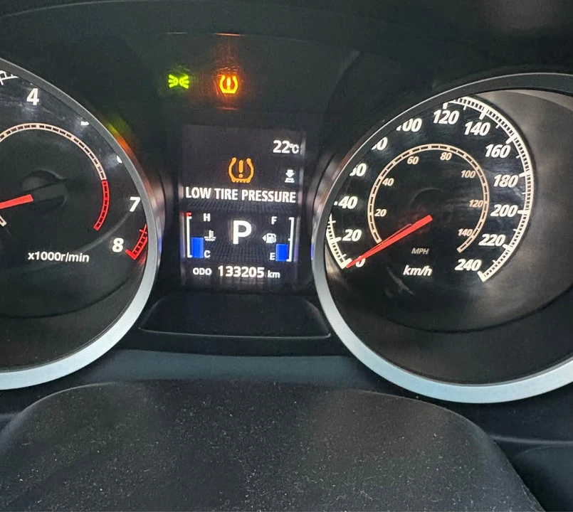 2014 Mitsubishi Lancer 10th Gen - Image 12 of 15