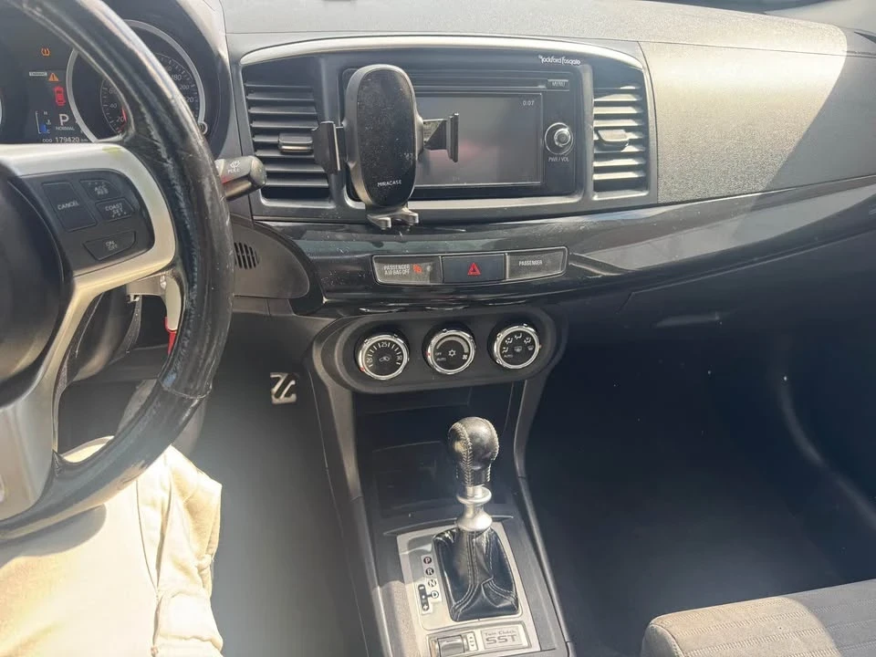 2014 Mitsubishi Lancer 10th Gen - Image 7 of 10