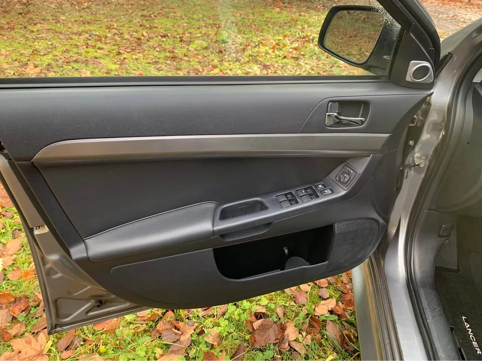 2014 Mitsubishi Lancer 9th Gen - Image 5 of 12