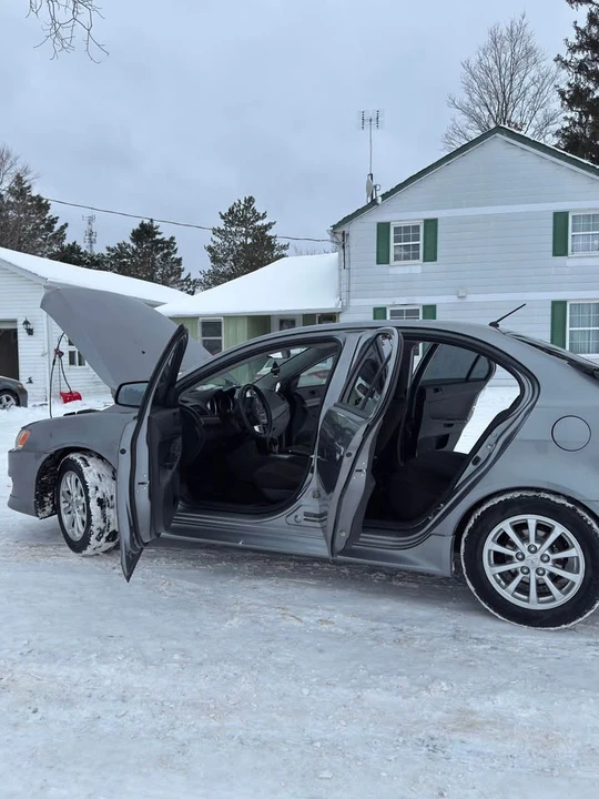 2014 Mitsubishi Lancer 10th Gen - Image 9 of 10