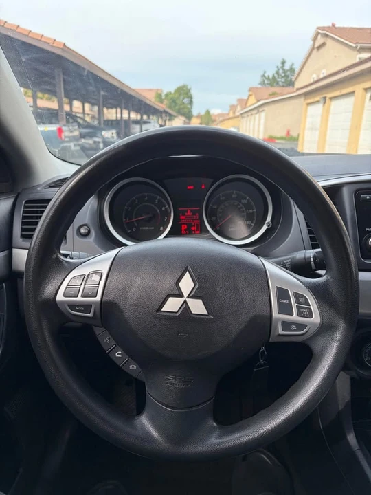 2014 Mitsubishi Lancer 10th Gen - Image 5 of 10