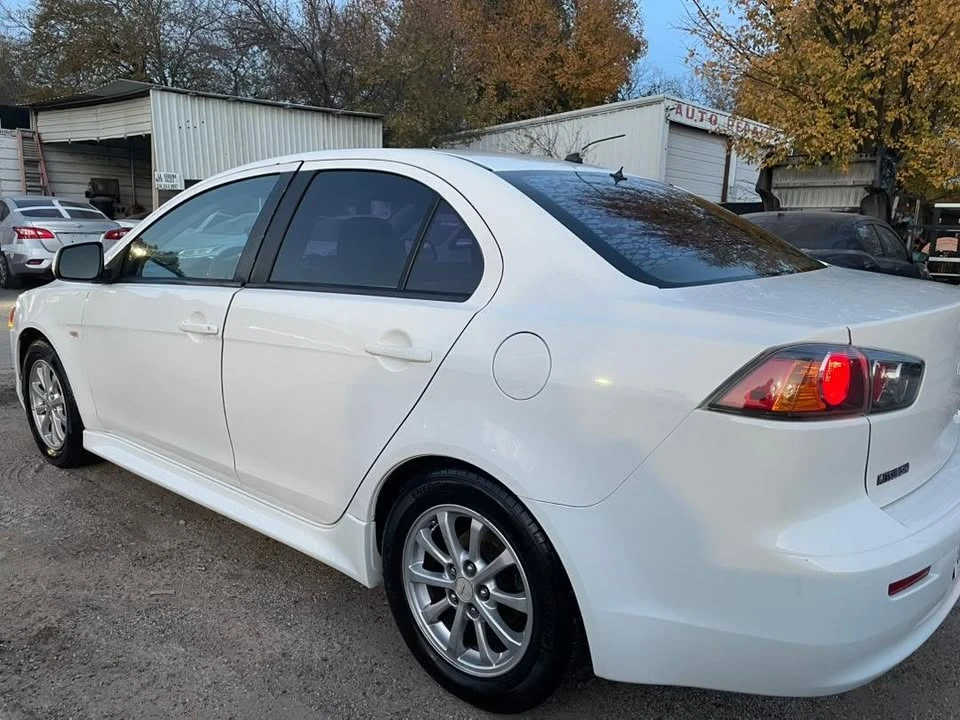 2014 Mitsubishi Lancer 10th Gen - Image 7 of 8