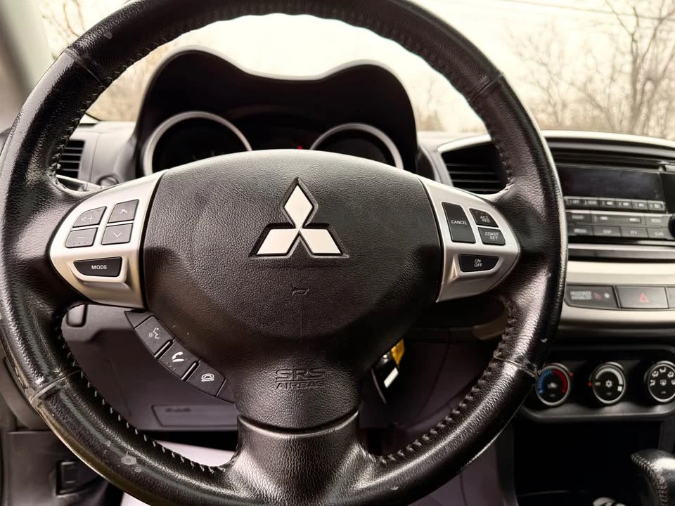 2014 Mitsubishi Lancer 9th Gen - Image 11 of 16