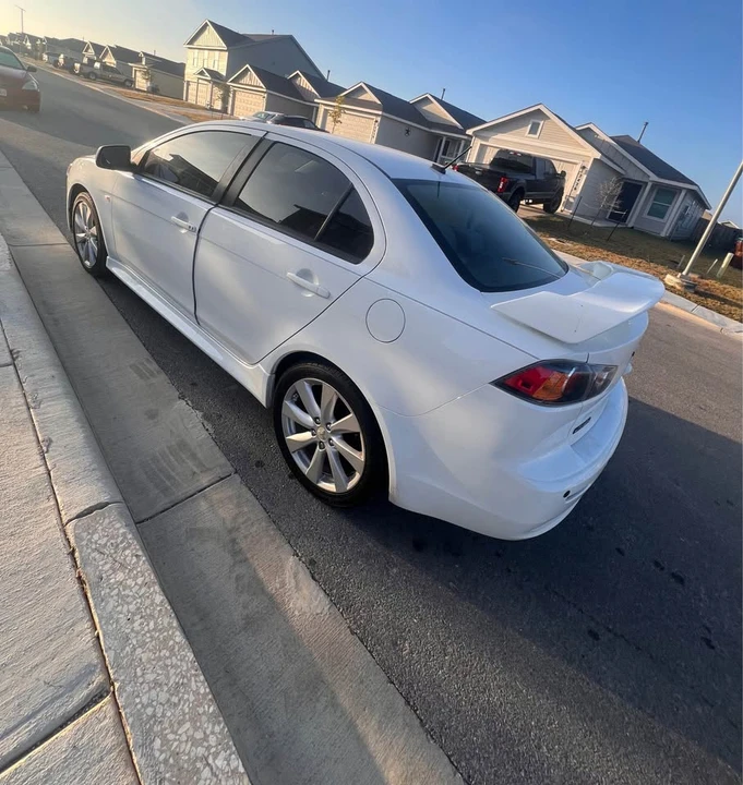 2014 Mitsubishi Lancer 9th Gen - Image 2 of 8