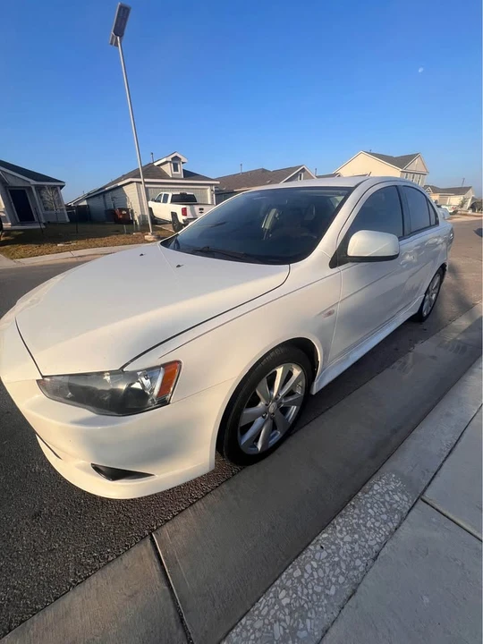 2014 Mitsubishi Lancer 9th Gen - Image 3 of 8