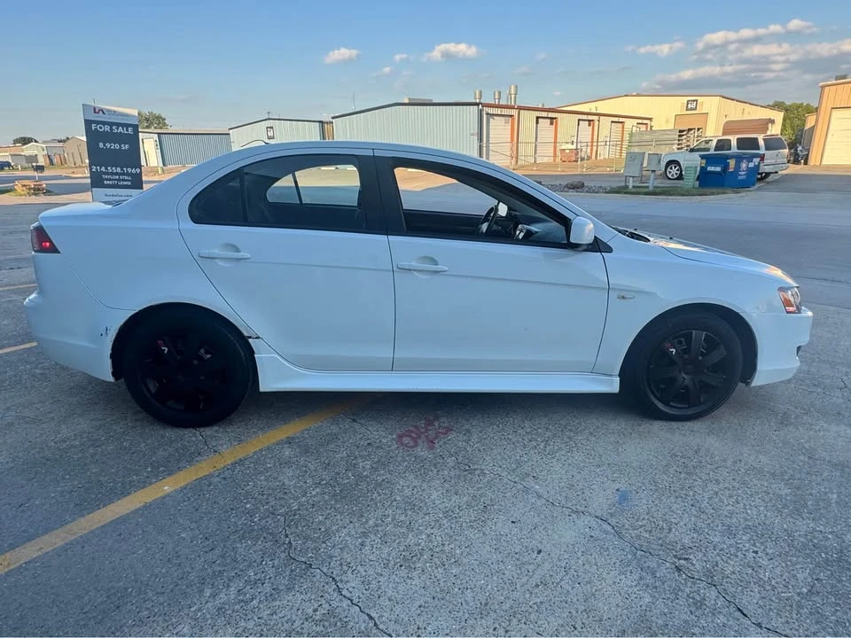 2014 Mitsubishi Lancer 10th Gen - Image 5 of 10