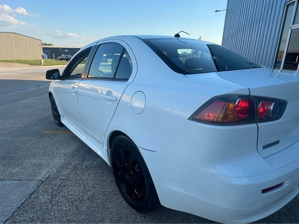 2014 Mitsubishi Lancer 10th Gen - Image 8 of 10