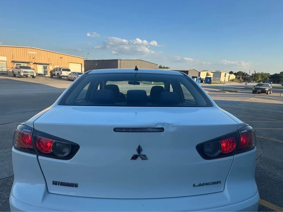 2014 Mitsubishi Lancer 10th Gen - Image 7 of 10