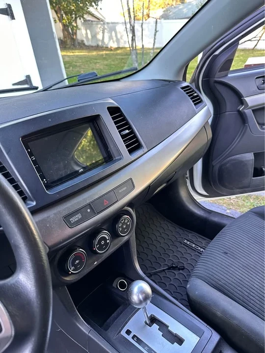 2014 Mitsubishi Lancer 10th Gen - Image 8 of 10