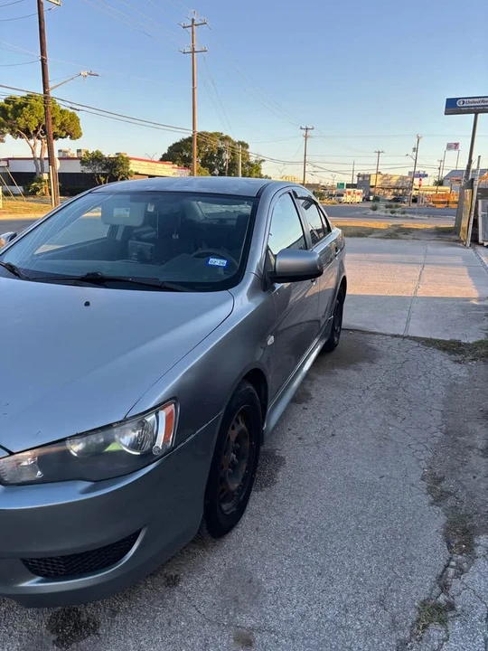 2014 Mitsubishi Lancer 10th Gen - Image 2 of 13