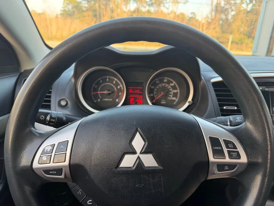 2014 Mitsubishi Lancer 10th Gen - Image 17 of 18