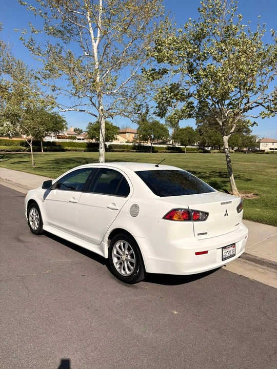 2014 Mitsubishi Lancer 9th Gen - Image 4 of 7