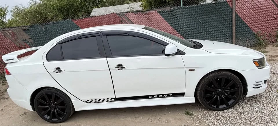 2014 Mitsubishi Lancer 9th Gen - Image 15 of 20