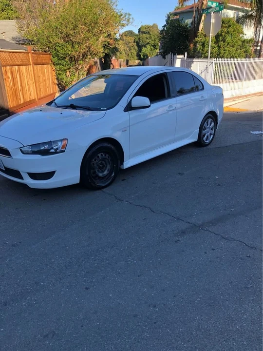2014 Mitsubishi Lancer 8th Gen - Image 5 of 15