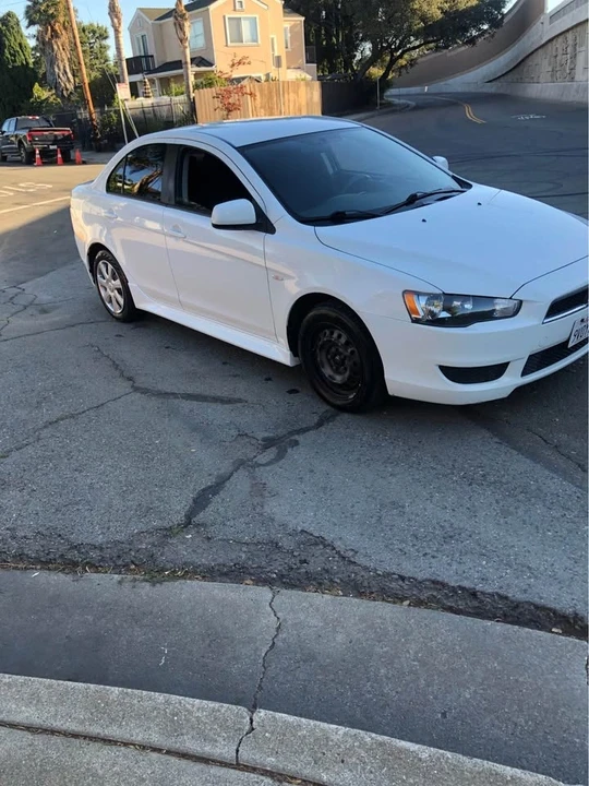 2014 Mitsubishi Lancer 8th Gen - Image 2 of 15