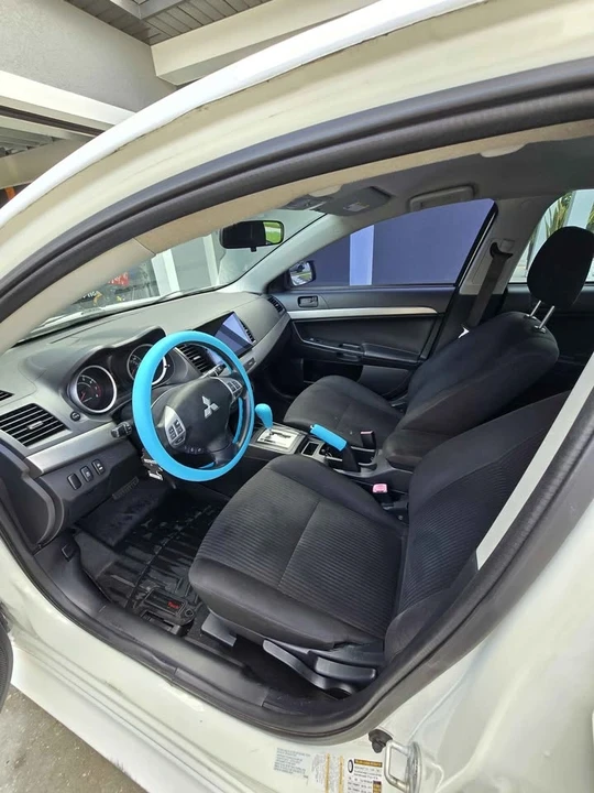 2014 Mitsubishi Lancer 10th Gen - Image 7 of 10