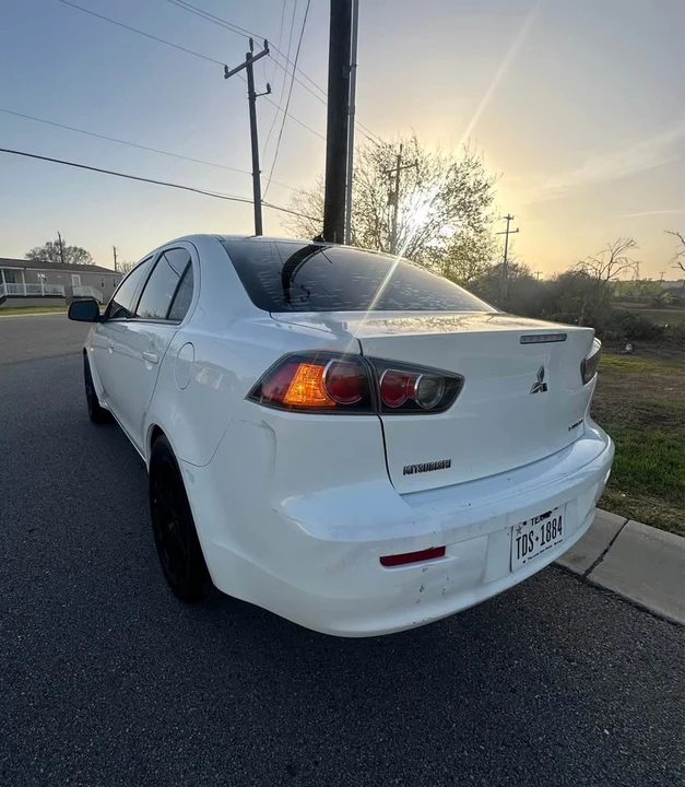 2014 Mitsubishi Lancer 9th Gen - Image 7 of 17