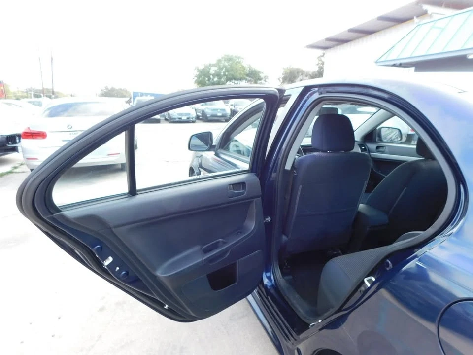 2014 Mitsubishi Lancer 10th Gen - Image 9 of 16