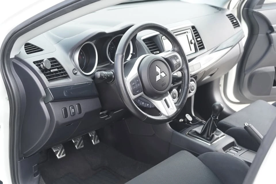 2014 Mitsubishi Lancer Evolution X 9th Gen - Image 13 of 20