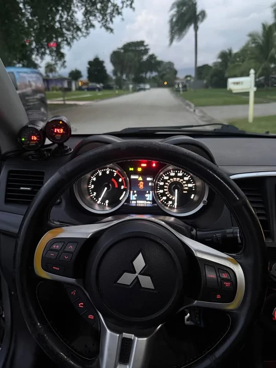 2014 Mitsubishi Lancer Evolution X 9th Gen - Image 5 of 7