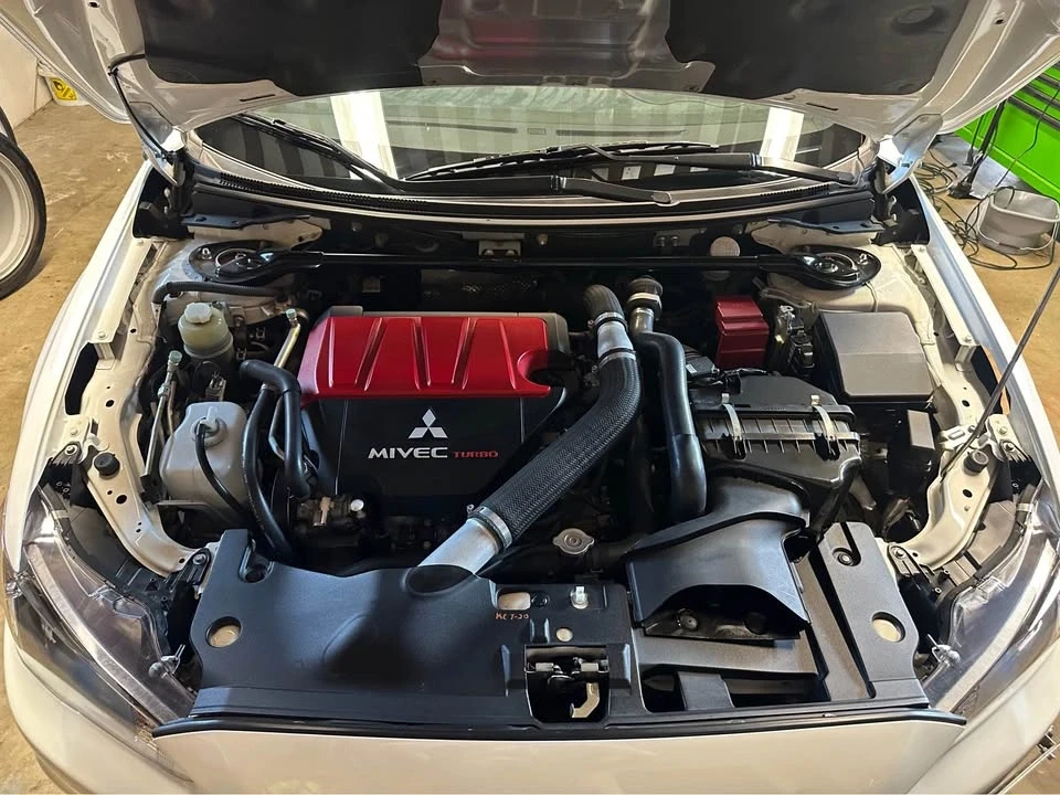 2014 Mitsubishi Lancer Evolution X 9th Gen - Image 5 of 16