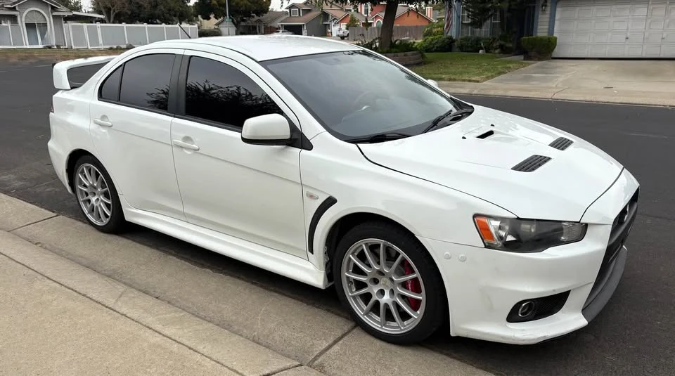 2014 Mitsubishi Lancer Evolution X 9th Gen - Image 2 of 11
