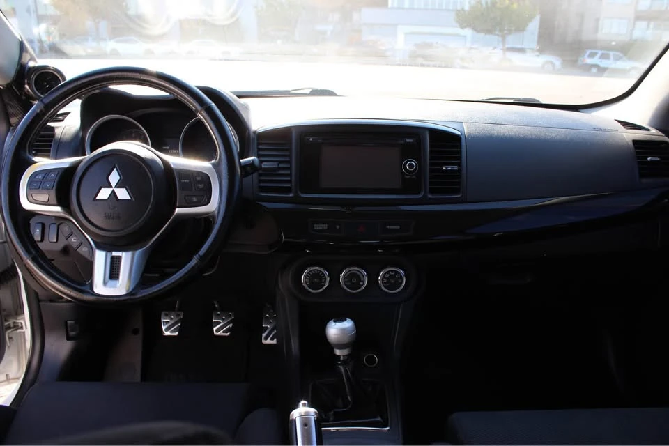 2014 Mitsubishi Lancer Evolution X 9th Gen - Image 13 of 17