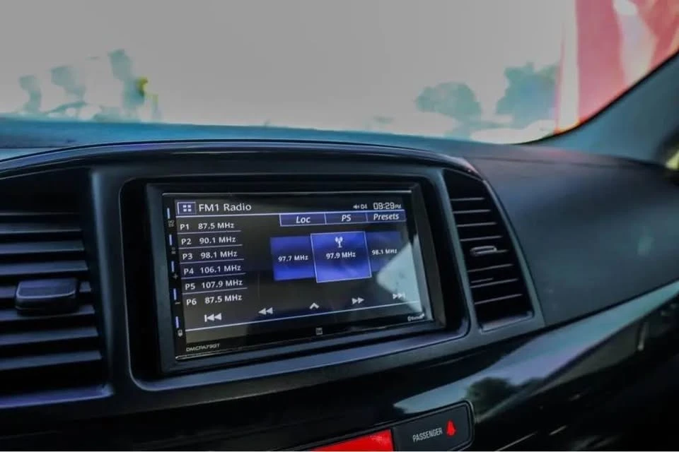 2014 Mitsubishi Lancer Evolution X 9th Gen - Image 9 of 17