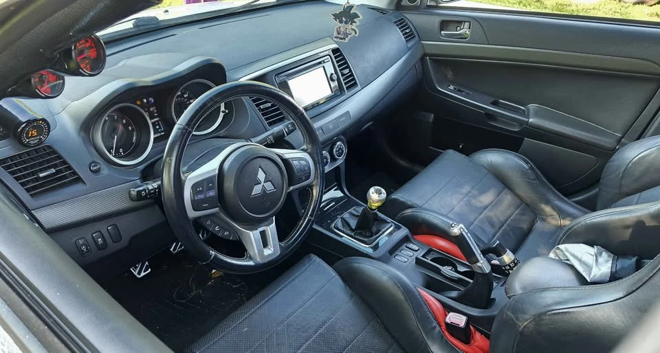 2014 Mitsubishi Lancer Evolution X 9th Gen - Image 5 of 7