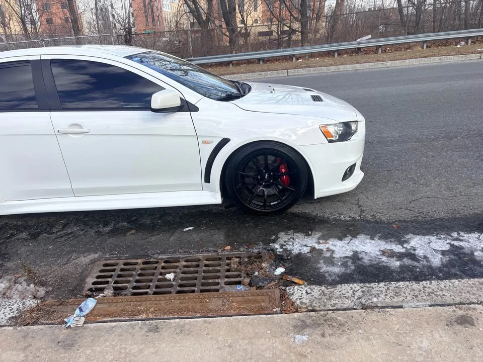 2014 Mitsubishi Lancer Evolution X 9th Gen - Image 9 of 17