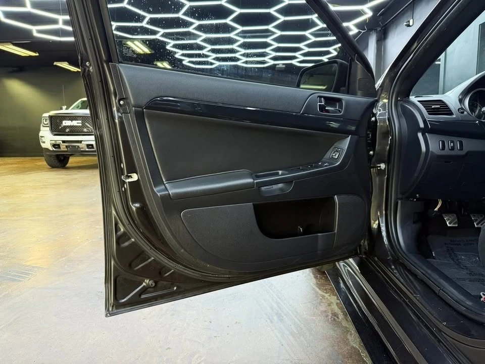 2014 Mitsubishi Lancer Evolution X 9th Gen - Image 10 of 20