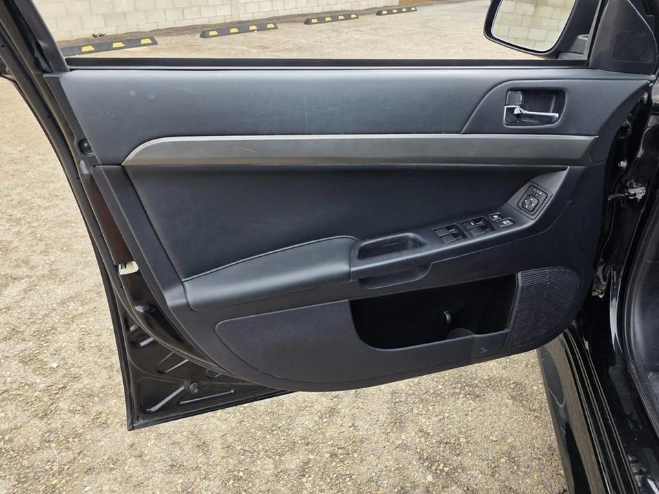 2014 Mitsubishi Lancer 9th Gen - Image 19 of 19