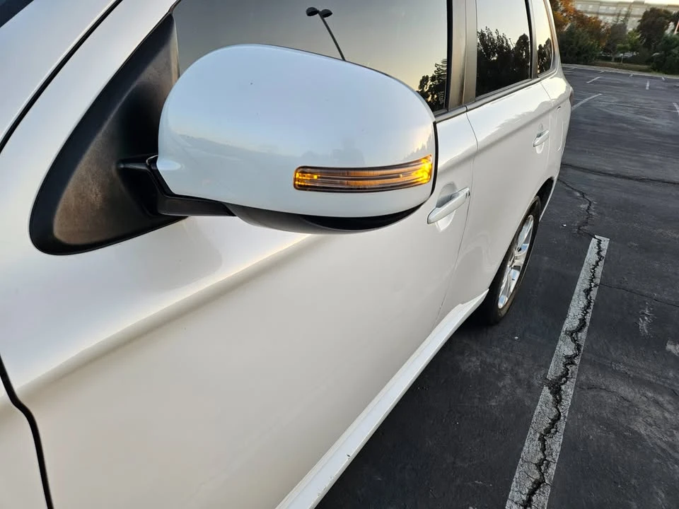 2014 Mitsubishi Outlander - Image 16 of 18