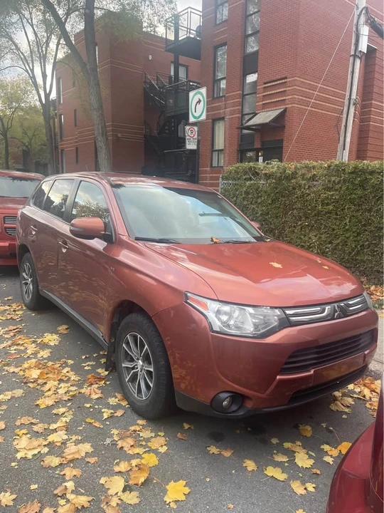2014 Mitsubishi Outlander - Image 7 of 7