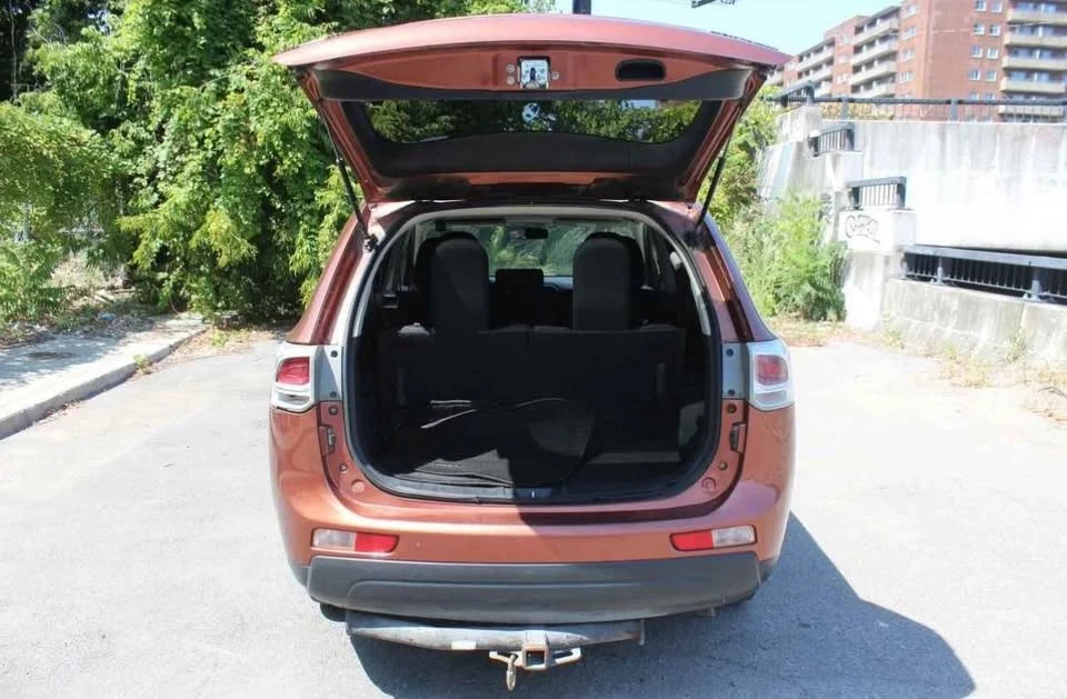 2014 Mitsubishi Outlander - Image 6 of 7