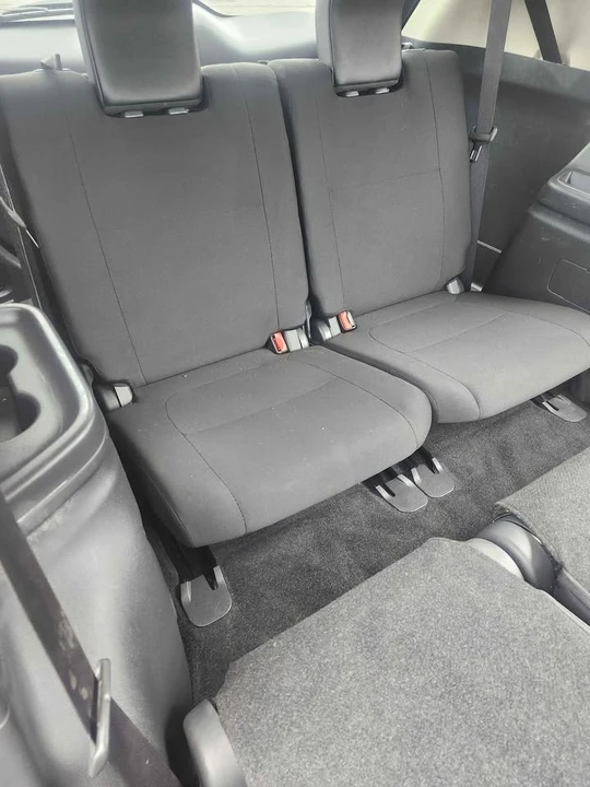 2014 Mitsubishi Outlander - Image 10 of 15