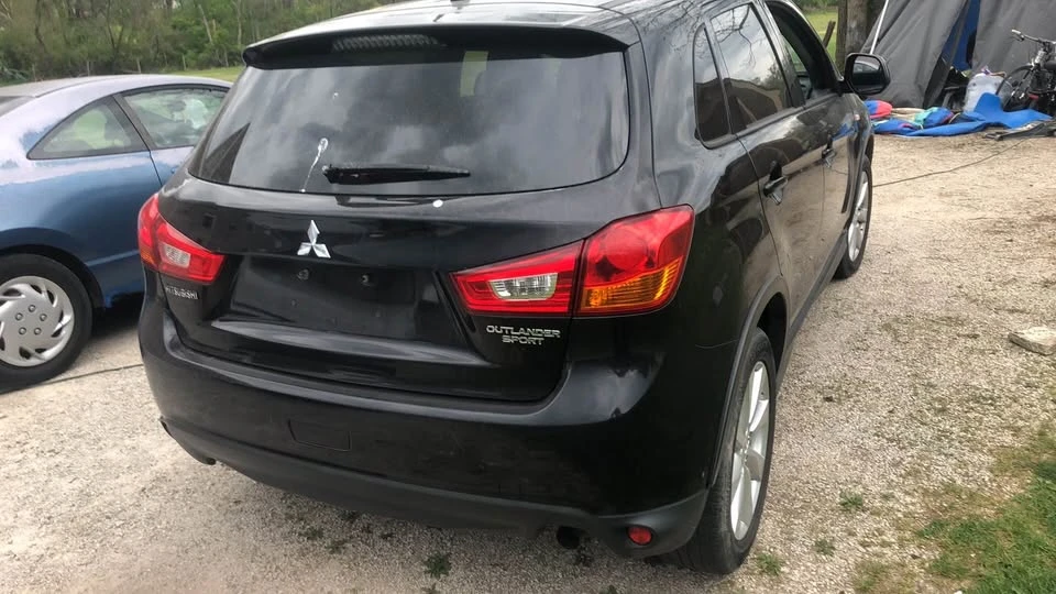 2014 Mitsubishi Outlander - Image 4 of 6