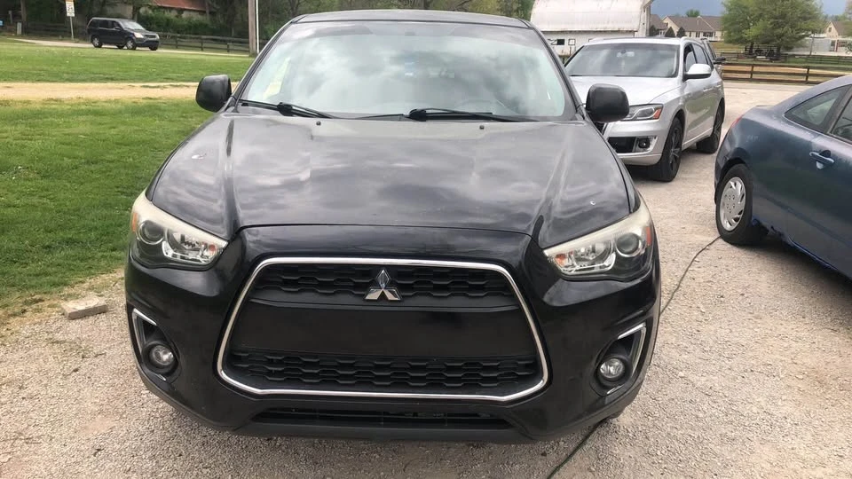 2014 Mitsubishi Outlander - Image 2 of 6