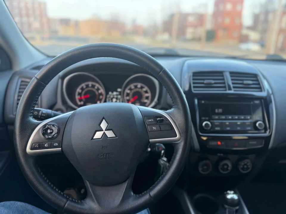 2014 Mitsubishi Outlander - Image 17 of 17